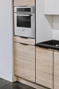 mala-kuchnia-wystroj-003 Urządzenie małej kuchni – Jak na ograniczonym metrażu urządzić kuchnię, która spełni swoje zadania